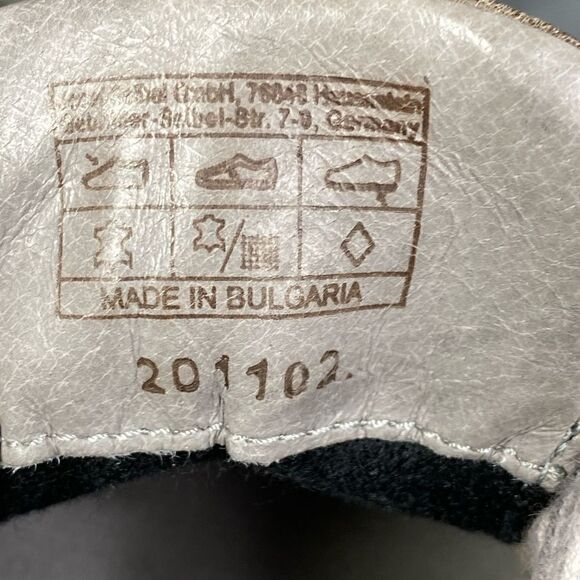 Josef Seibel Gray Metallic Leather sneaker shoe womens size 8.5 (39) - Picture 7 of 9